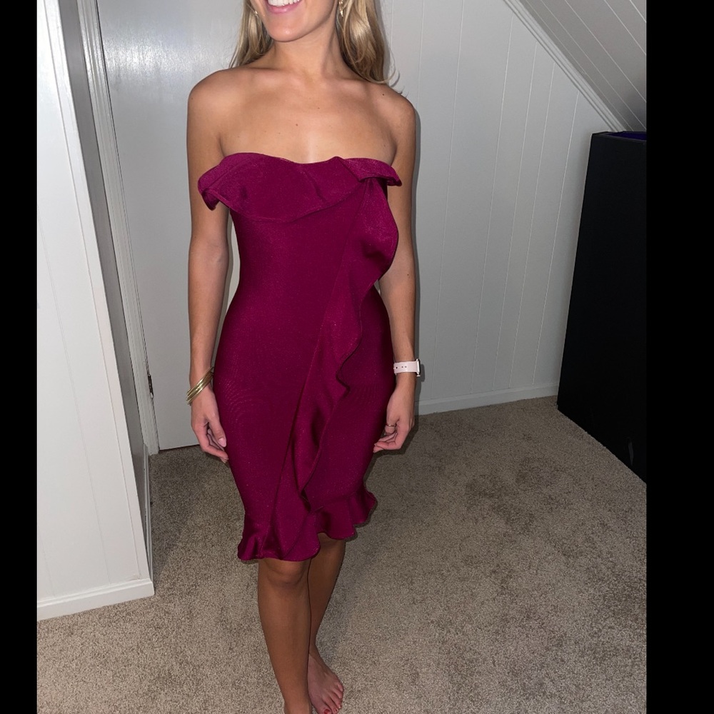 Wine cocktail NWT- size small- WOW Couture